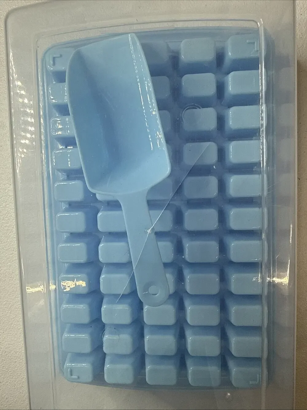 Ice Cube Tray With Lid Bin & Scoop ,55 Cubes Per Tray 3 Trays (See Description)